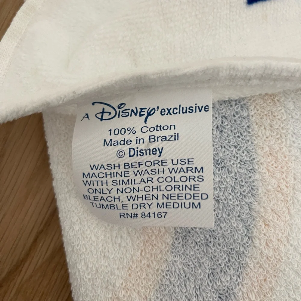 🛳️Disney Cruise Line Vintage Beach Towel New - Picture 5 of 6